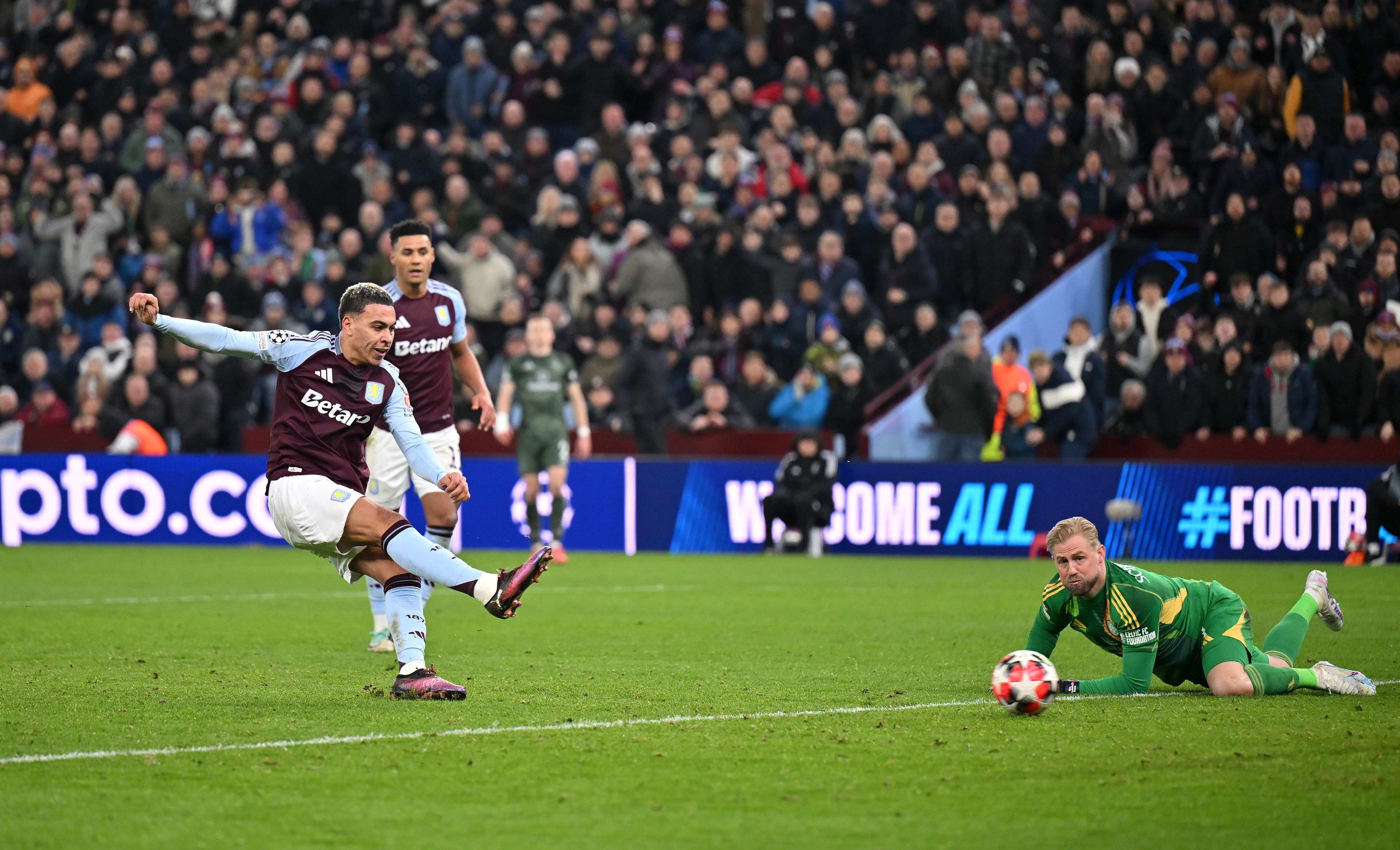 特爾施特根個人資料.